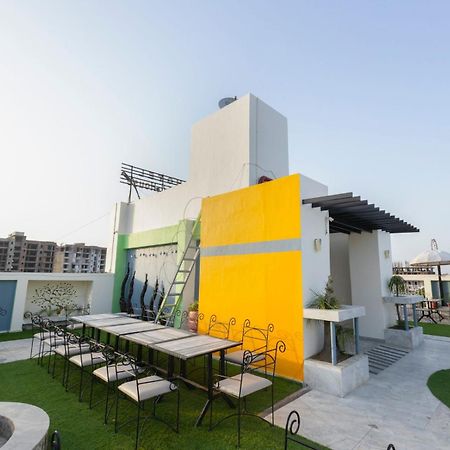 Hotel Sahibs The Lighthouse Agra  Bagian luar foto